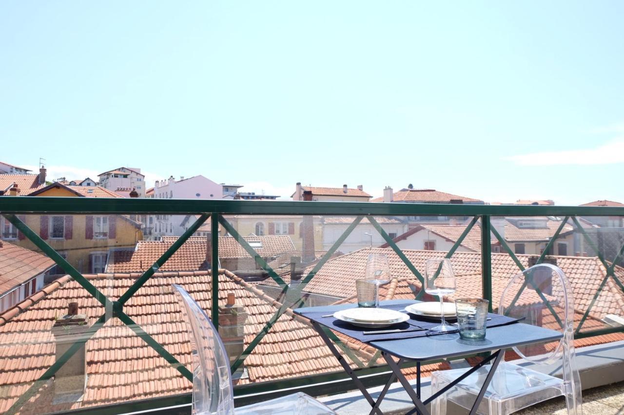 Magnifique Appartement, En Hyper Centre, Avec Terrasse Et Place De Parking Біарріц Екстер'єр фото